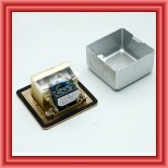 LUK/1,5BR IP44 Люк встраиваемый на 1,5 модуля (45х45 мм) с коробкой, латунь 